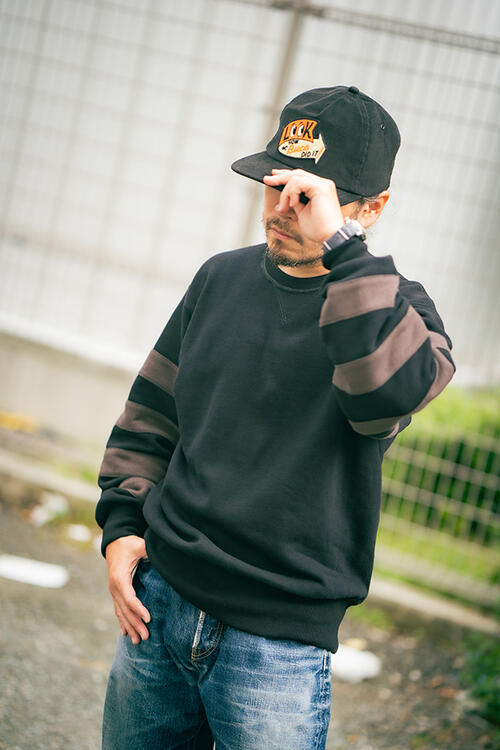 부코 스트라이프 소매 스웨트 티 맨투맨 BC25101 25AW