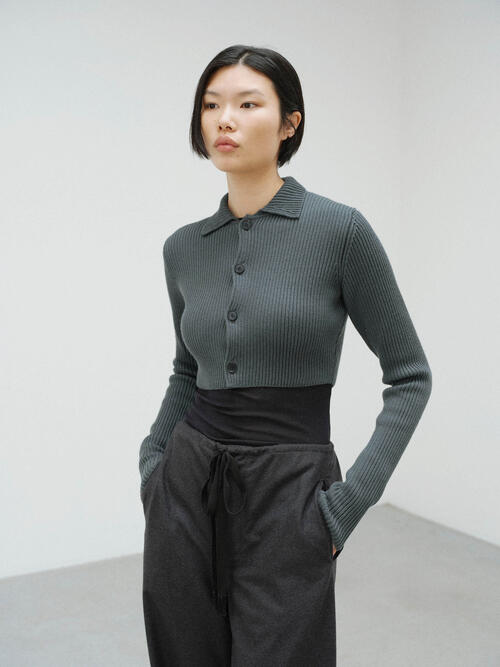 오라리 여성 가디건 SUPER FINE WOOL SOFT RIB KNIT CROPPED SHIRT CARDIGAN 25AW