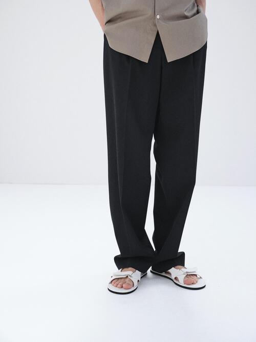 오라리 남성 바지 LIGHT WOOL MAX GABARDINE TWO-TUCK SLACKS 26SS
