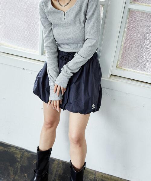 엄브로 X PUBLUX 여성 벌룬 미니 스커트 치마 25SS 3210394400001