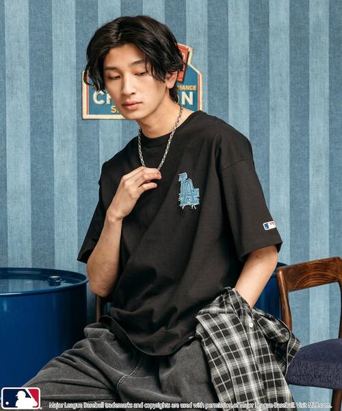 PUBLUX X MLB 데미지 패치 로고 반팔 티 25SS 3126220800099