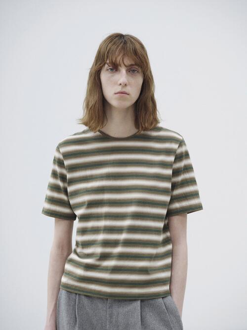 오라리 여성 반팔 티 GRADIENT STRIPE JERSEY TEE 25AW