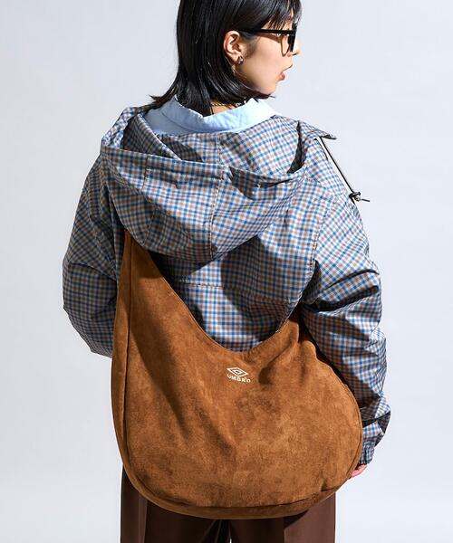 프릭스스토어 X 엄브로 브러쉬 라운드 숄더백 25AW 1063394400012