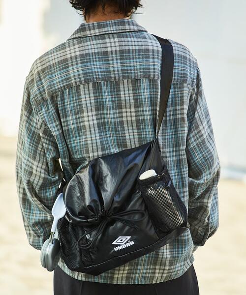 프릭스스토어 X 엄브로 코팅 나일론 숄더백 25AW 1063394400014