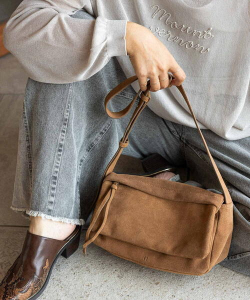 니코앤드 가죽 플랩 포켓 숄더백 가방 593694