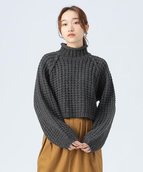 빔즈 하트 여성 와플 뜨개질 크롭 니트 터틀넥 25AW 43-15-0353-138