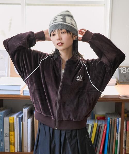 프릭스스토어 X 엄브로 벨루어 탑 점퍼 여성 25AW 1159394400012